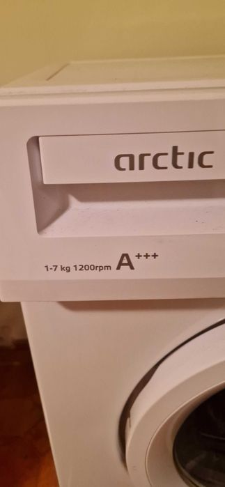 Mașină de spălat automată Arctic