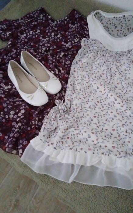 Две ефирни  рокли  за момиче и обувки