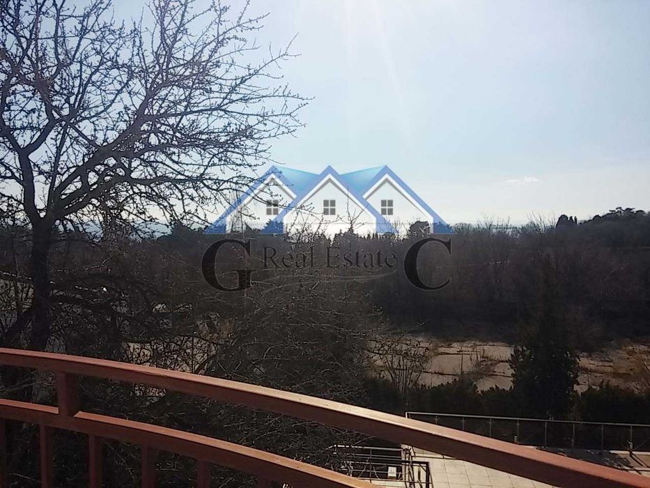 Дава се под наем  в к.к. Св.Св. Константин и Елена - 30 кв.м за 255 € - Снимка #7