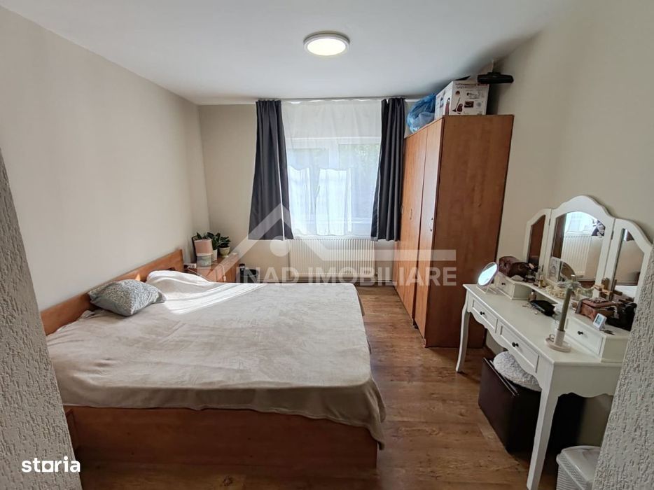 Apartament 3 camere de 75mp, 2 bai, 1 balcon, Str. Constantin Brancusi