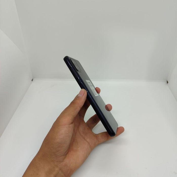 Samsung A22 srochni sotiladi