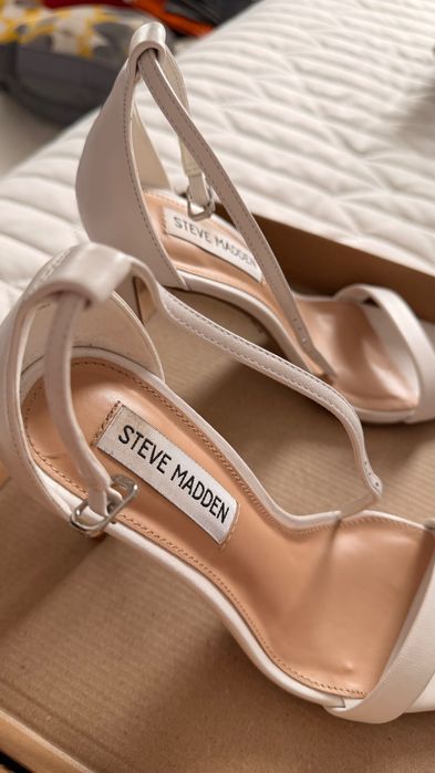 Бели сватбени сандали Steve Madden-36 номер
