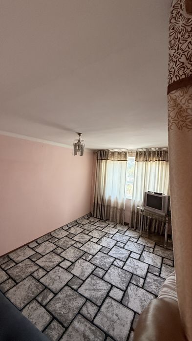Квартира сотилади