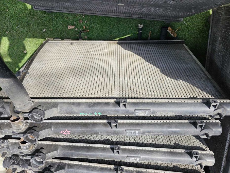 Радиатор Toyota HARRIER