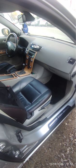 Volvo v50 2.0D 136 CP 2008 pret 2400 EUro