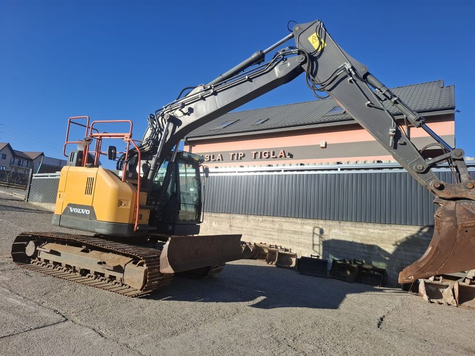 Volvo ECR145EL Excavator