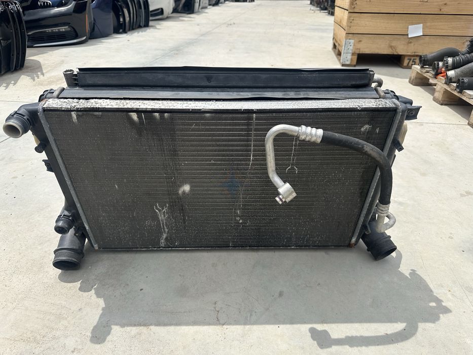 Vand radiator apa / intercooler / aer conditionat Volkswagen passat b6 b7 cc - golf 5 6 jetta tiguan