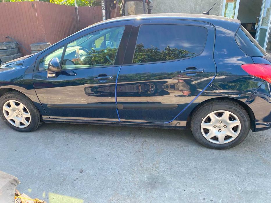 Piese  PEUGEOT 308  1.4 benzina din 2010 - 8rf