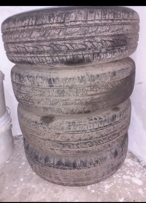 Продам диски  с резиной