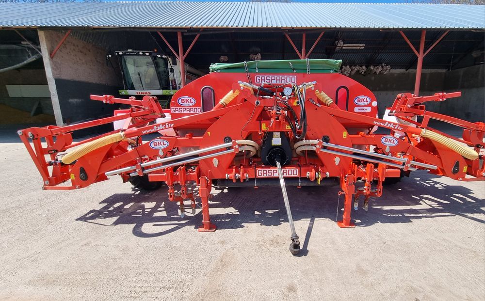 Semanatoare de precizie Gaspardo Mirka 8R