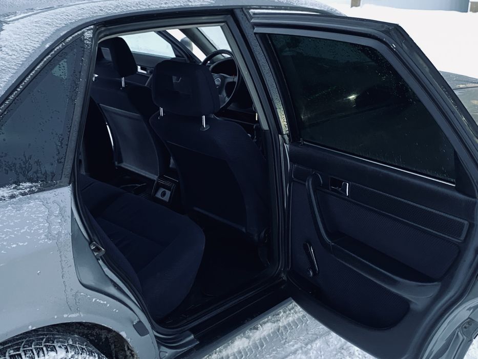 Продам ауди 100с4 торг есть