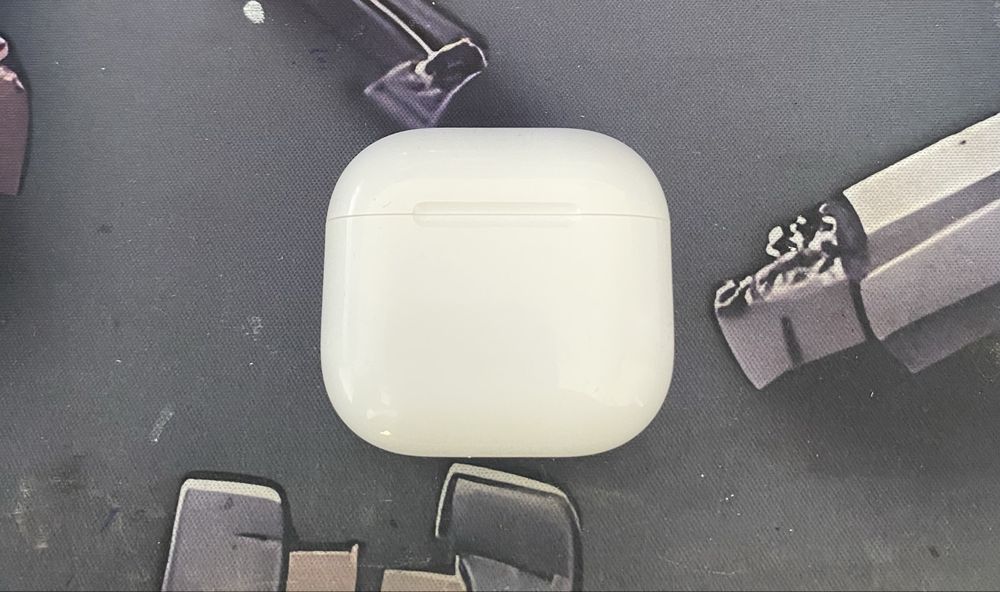 vand airpods 4 noi