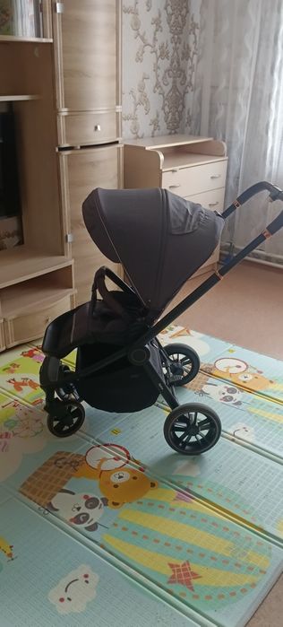 Продам коляску corolla epica