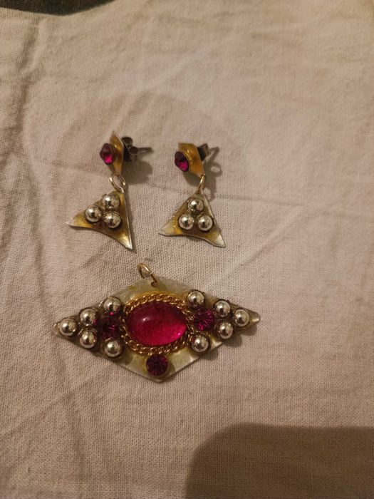 Дамски аксесоари