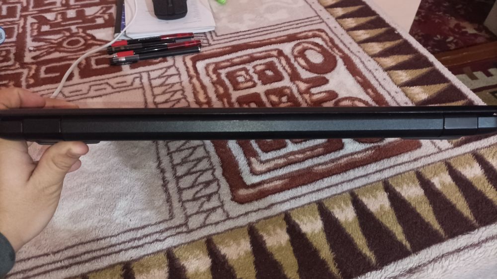 Hp notebook 15 (eskiroq model, holati yangi)