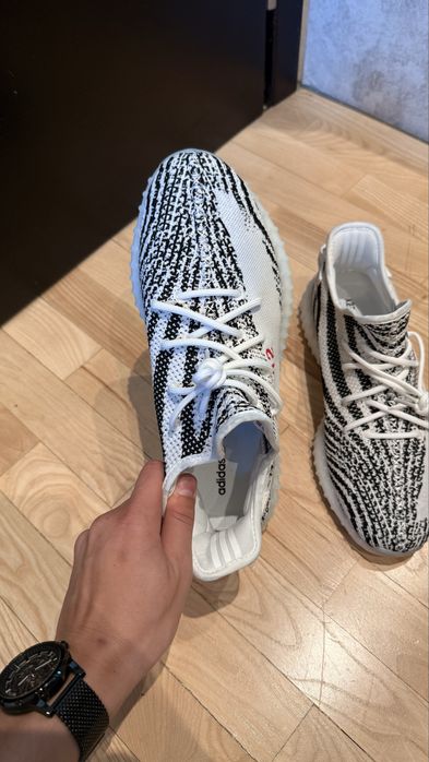 Yezzy 350 zebra, номер 45