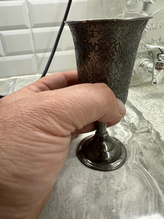 Красива Сребърна чаша потир. С ниело. 925