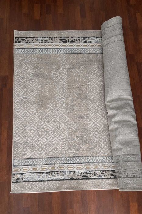 Продам ковры и ковровые дорожки