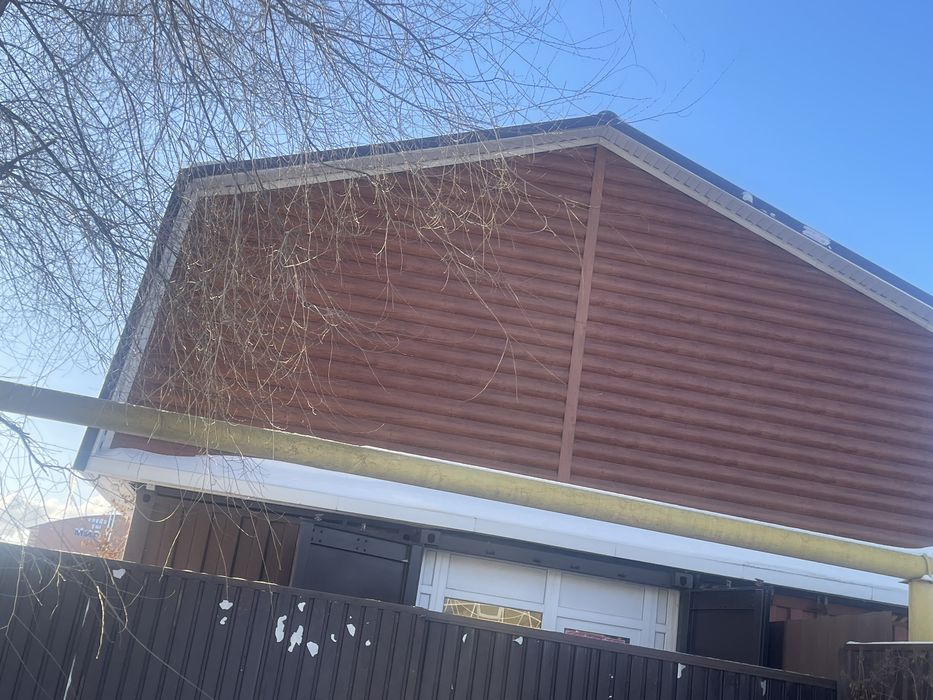 Продам мансарду и контейнера на разбор