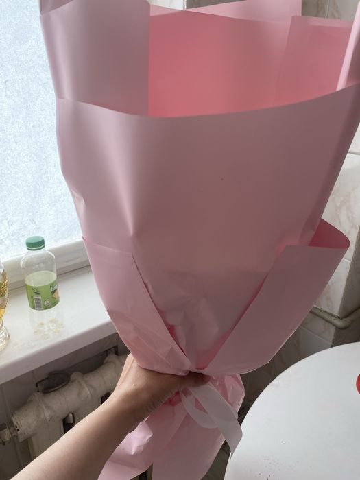 Цветы продам белые розы