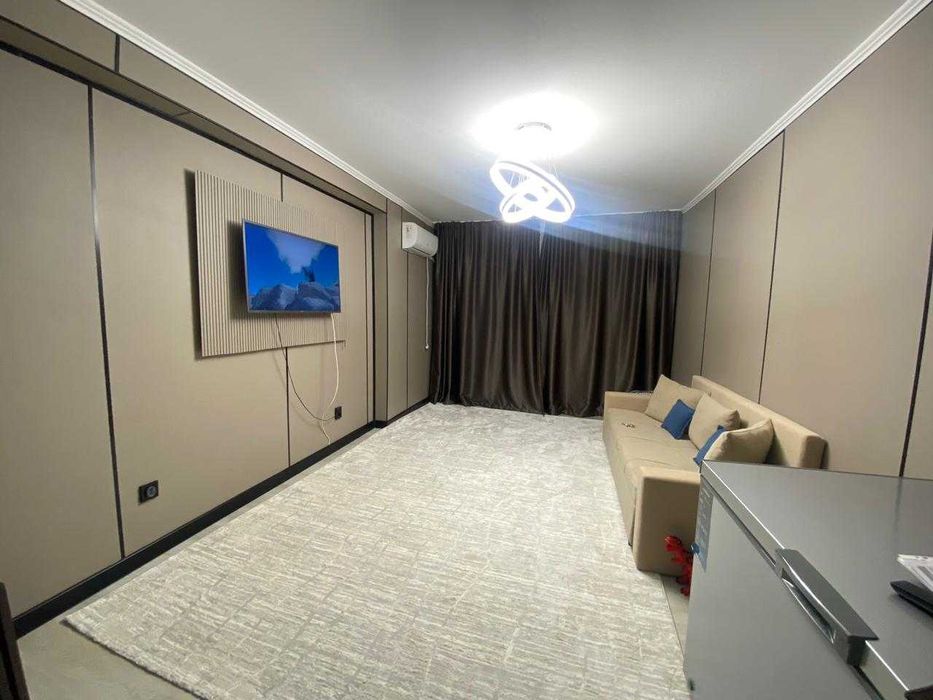 2 - Комн. в 7мкр.     Эмиль Империя