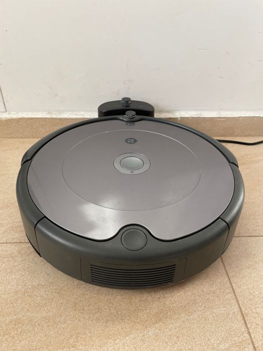 Робот iRobot Roomba 693