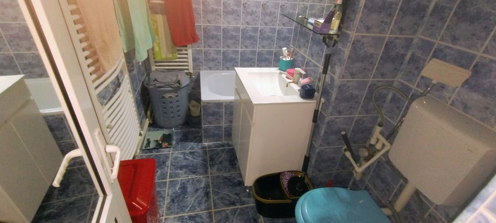 Vând apartament în Țăndărei — fotografia 3