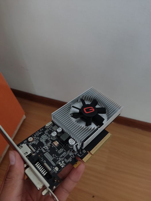 Видеокарта опиративка