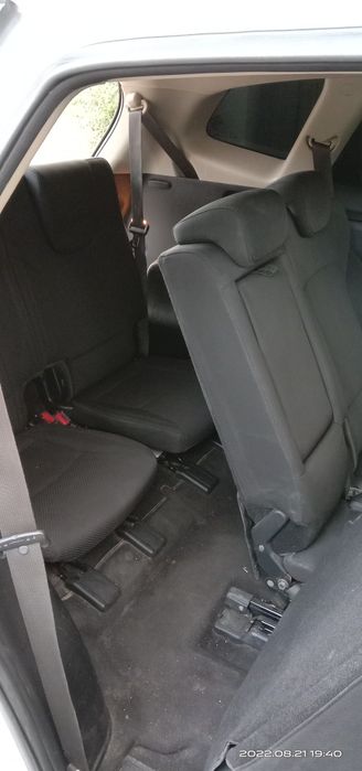 Срочно продам машину Kia karens