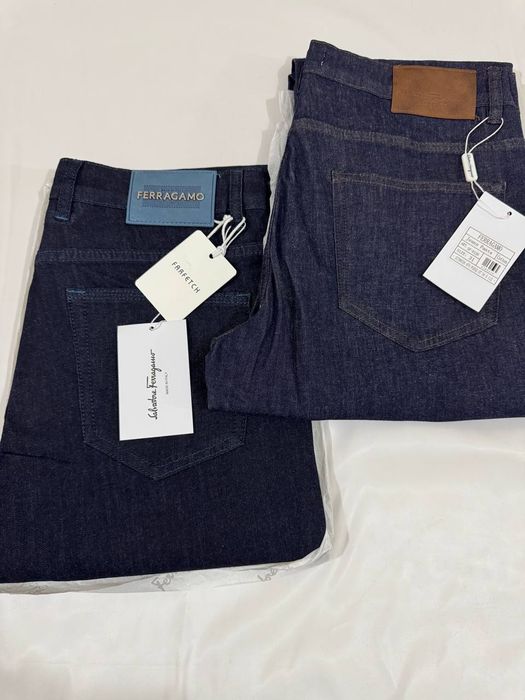 Salvatore Ferragamo (в комплекте фирменные бирки, на одной из моделей