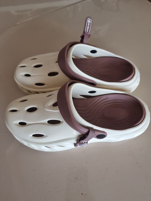 Продаюся мужские сабо  Crocs