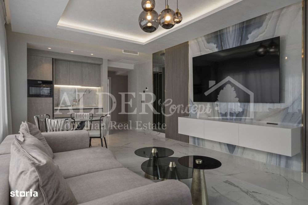 First Mamaia, Crowne Plaza, 3 Camere, Mobilat!