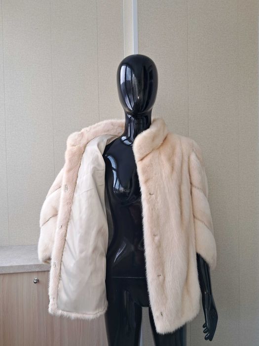 Haină blană nurcă , Naturala, culoare bej