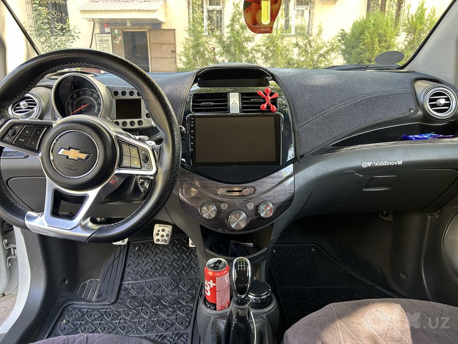 Продам chevrolet spark 2014