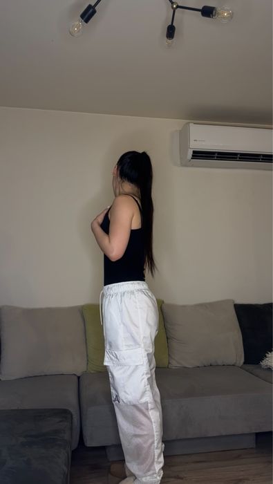 Дамски бели карго панталони Nike Jordan