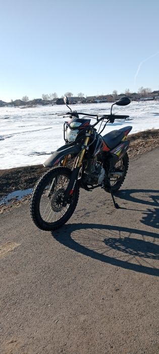 Продам эндуро 250 куб