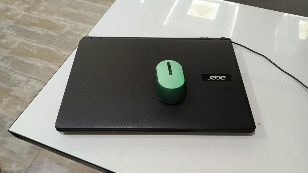 Продаётся ноутбук acer