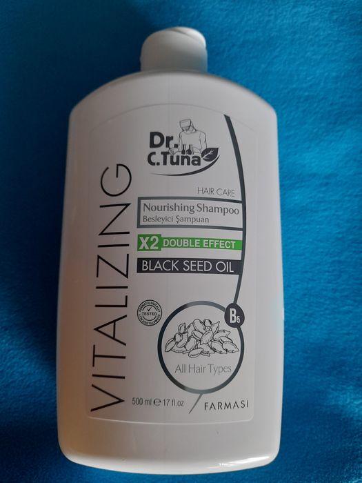 Noutate Farmasi‼️Şampon nutritiv cu Ulei din Semințe Negre