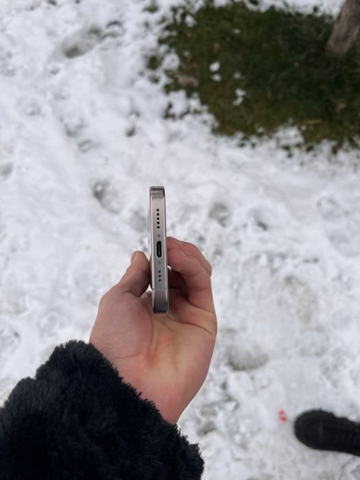 Iphone 16pro hech qati ailishmagan