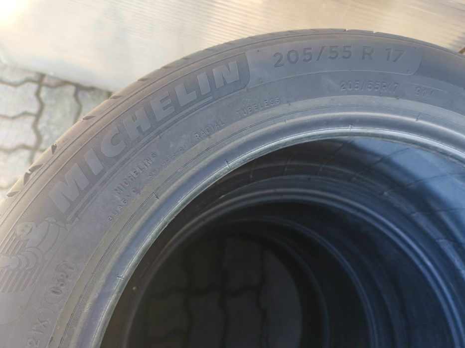 205 55 17, câte 4buc vară Michelin 5mm,și Continental 8mm