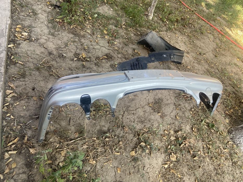 Бампер мерседес 210 ресталниг