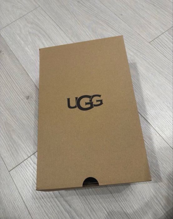UGG tazz - Nou cu eticheta