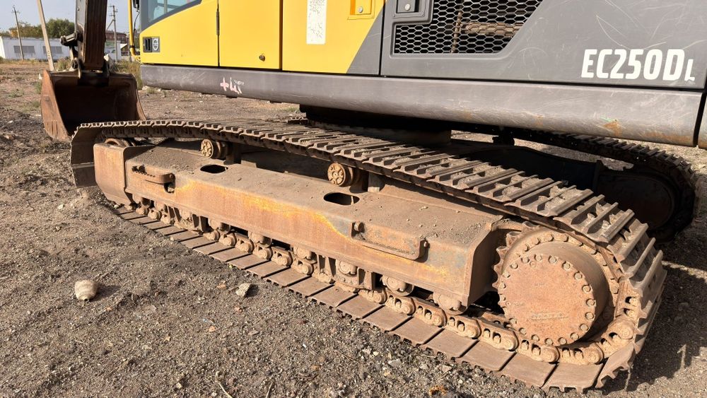 Продам экскаватор VOLVO EC250DL