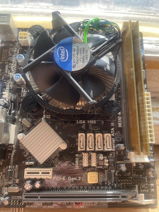 материнская плата ECS 1155