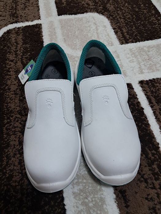 Продам рабочии туфли