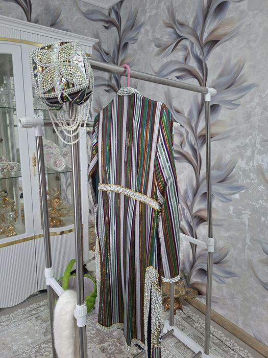 Узбекская национальная одежда либос