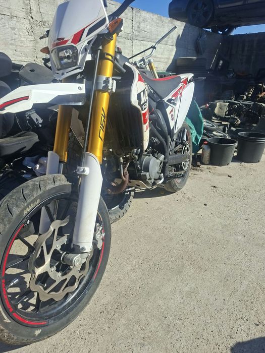 Suzuki Valenti N01 50