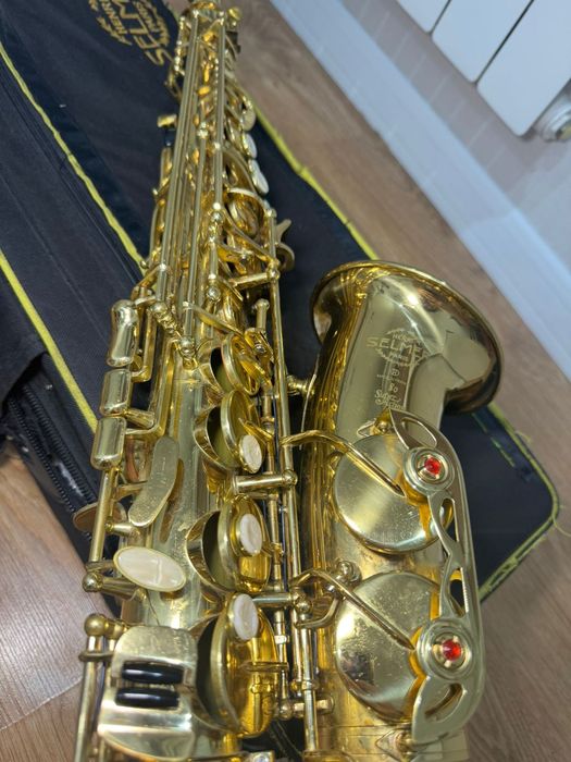 Продам б/у Альт-Саксофон Selmer Paris Super Action 80 II