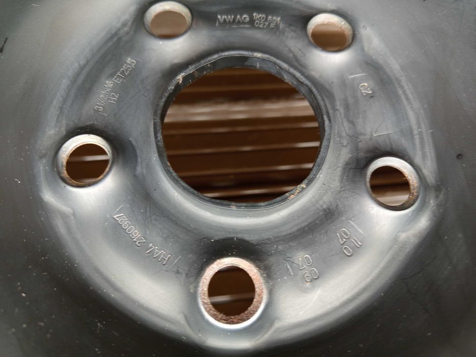 резервна гума патерица Фолксваген Шкода Ауди 16, 17, 18 ц. 5х112, крик