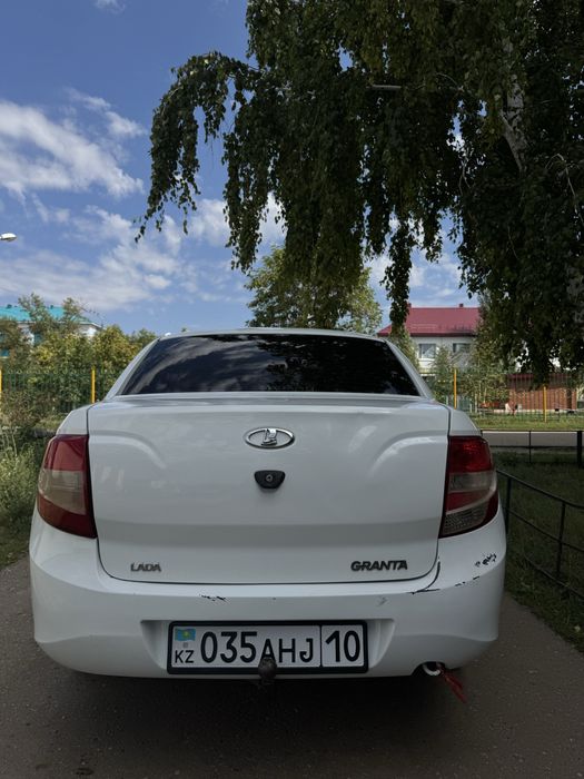 Лада гранта 2014 года, в идеальном состоянии
